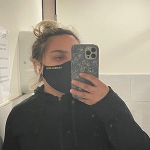 Meet your Posher, Alejandra